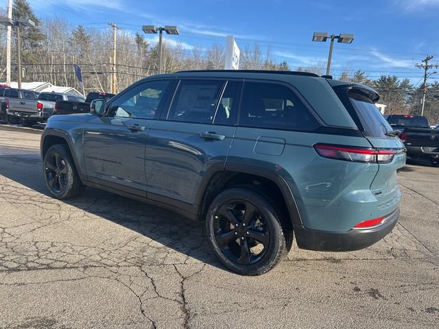 New 2026 Jeep Grand Cherokee Limited w/ Limited Altitude Package AWD/4WD video 3