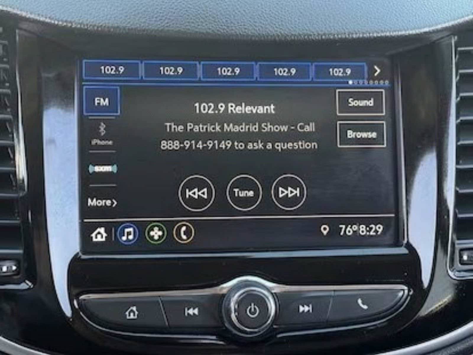 Certified 2022 Chevrolet Trax LT w/ Sport Edition FWD image 27
