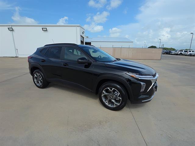 Used 2026 Chevrolet Trax LT FWD image 5