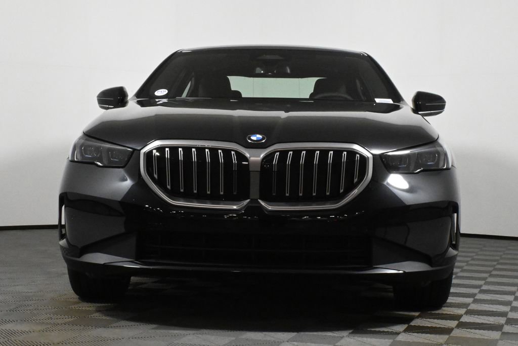 Used 2026 BMW 530i xDrive w/ Premium Package image 10