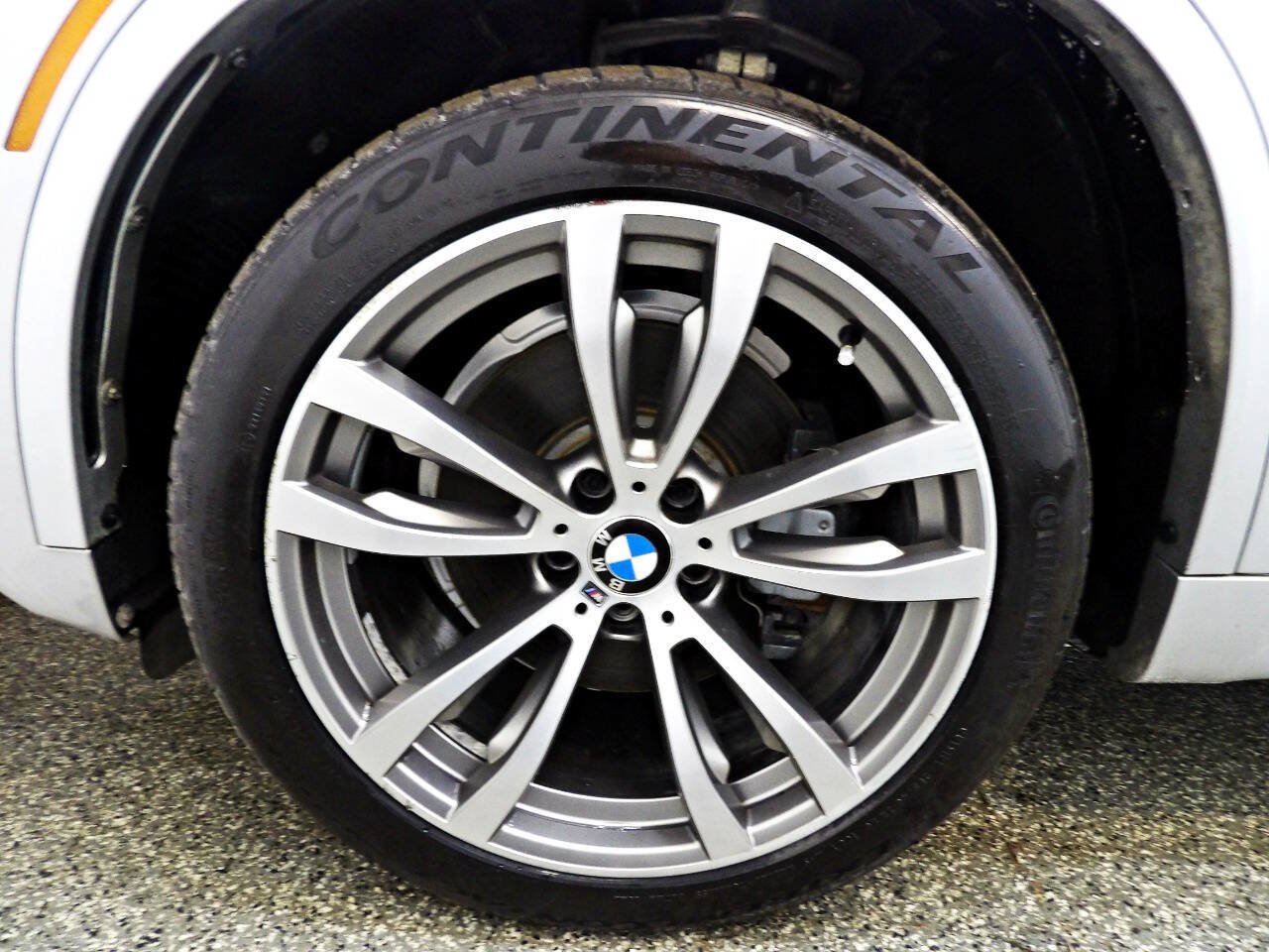 Used 2017 BMW X5 xDrive40e AWD/4WD image 19