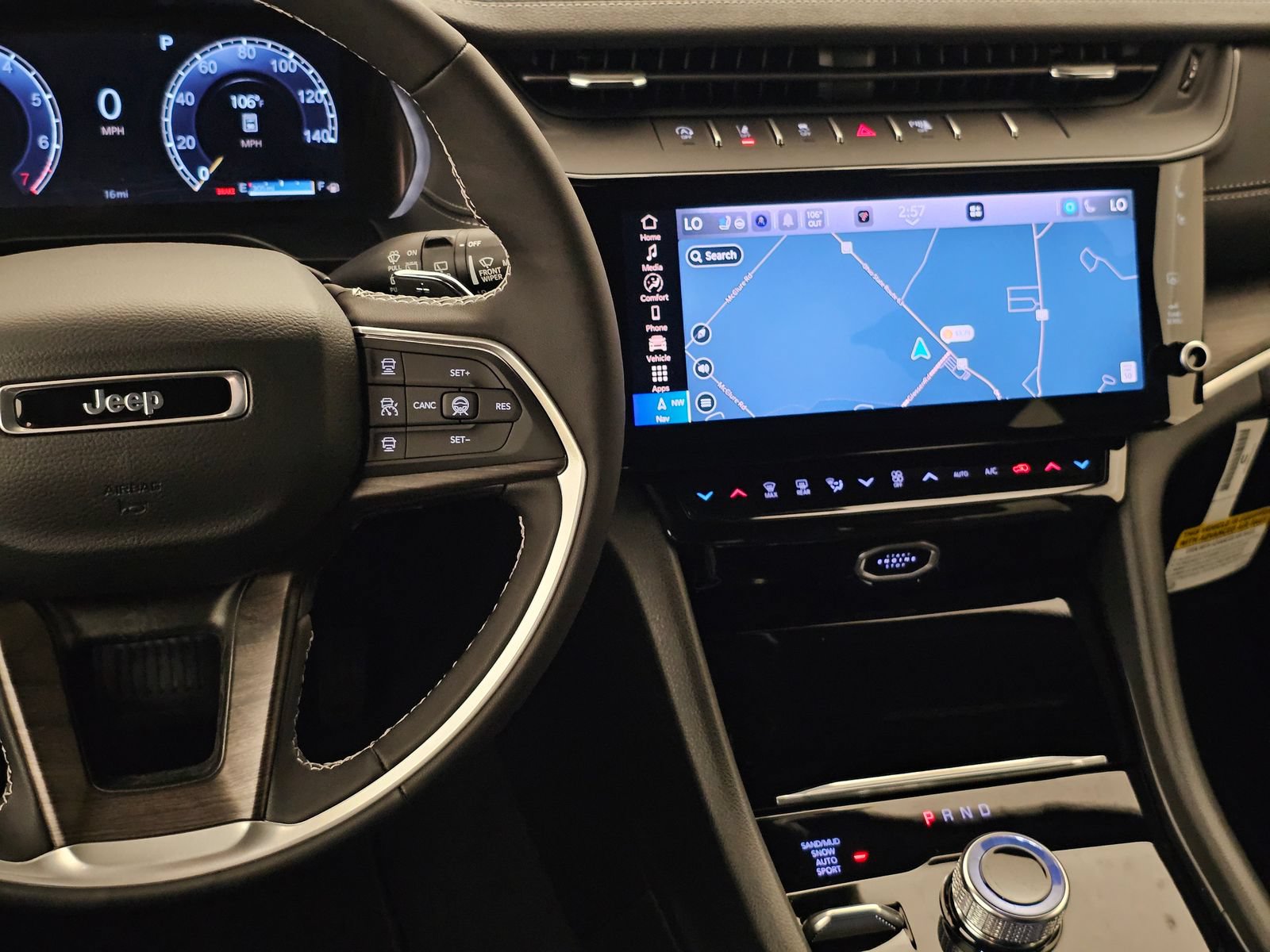 New 2027 Jeep Grand Cherokee Limited AWD/4WD image 11