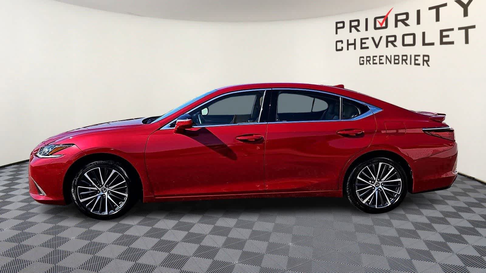 Used 2022 Lexus ES 350 w/ Premium Package FWD image 5
