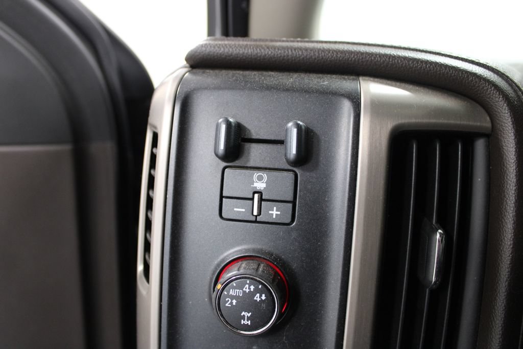 Used 2016 GMC Sierra 1500 Denali w/ Enhanced Driver Alert Package AWD/4WD image 32