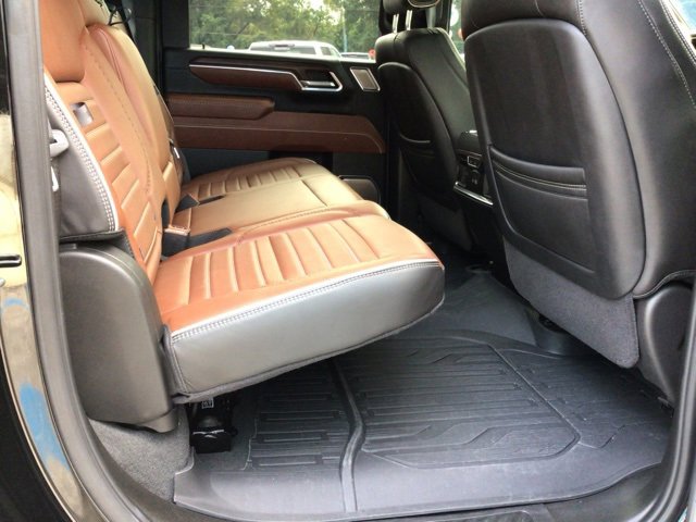 New 2026 GMC Sierra 3500 Denali w/ Denali Reserve Package image 24