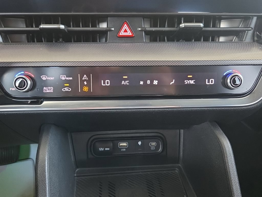 Used 2023 Kia Sportage SX FWD image 43