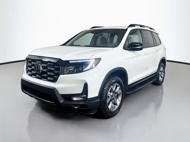 Certified 2023 Honda Passport TrailSport image 5