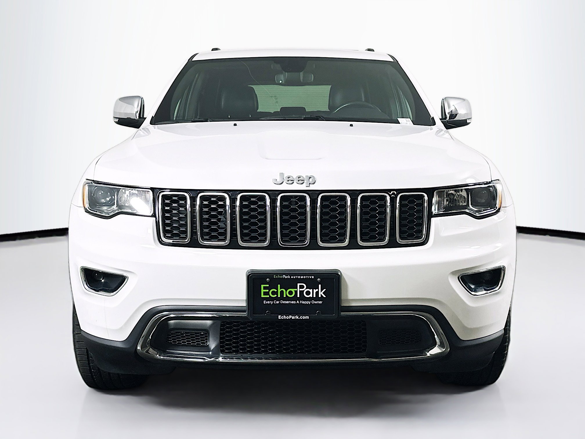 Used 2021 Jeep Grand Cherokee Limited w/ Luxury Group II image 2