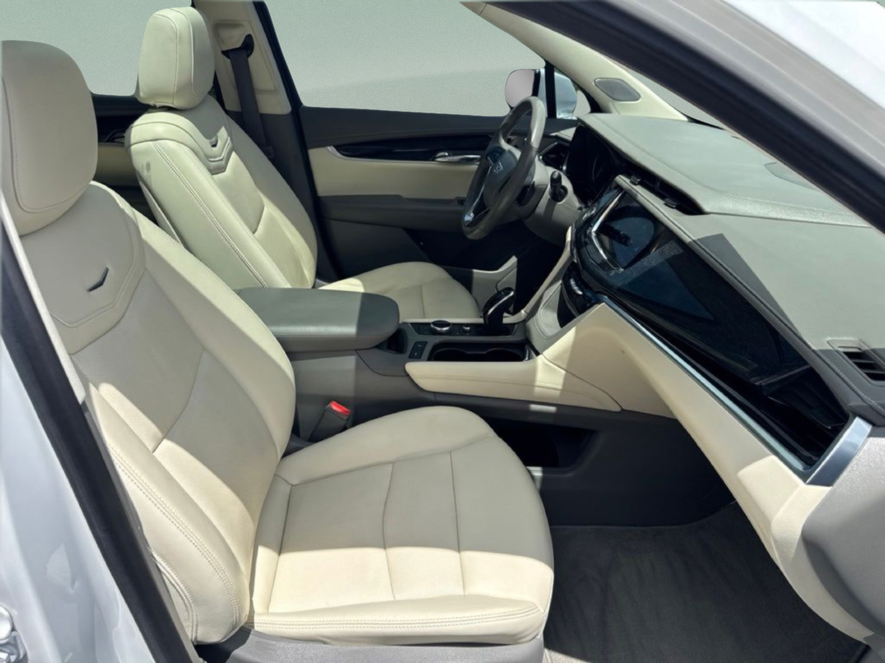 Used 2024 Cadillac XT6 Premium Luxury FWD image 31