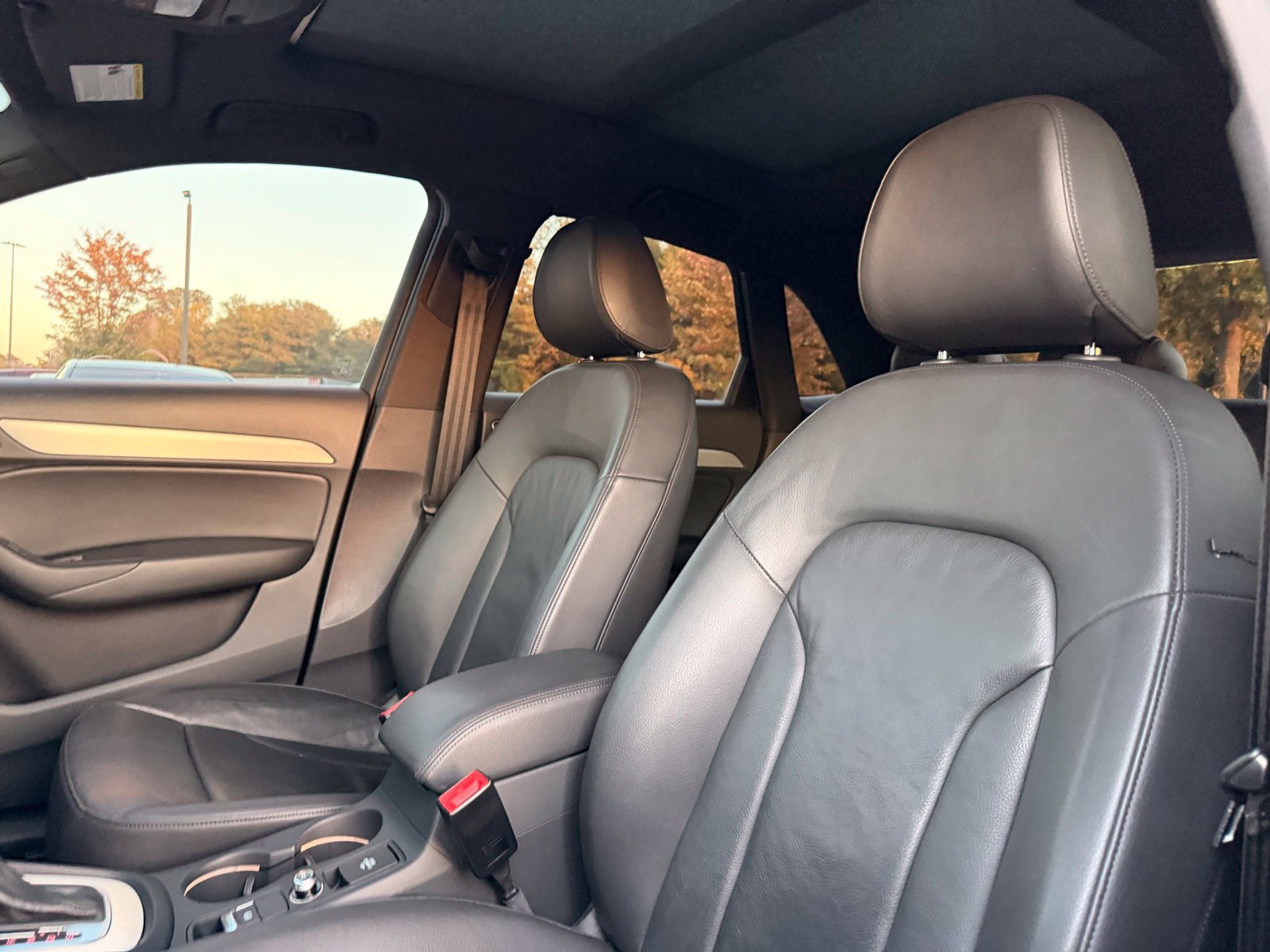 Used 2018 Audi Q3 2.0T Premium FWD image 16