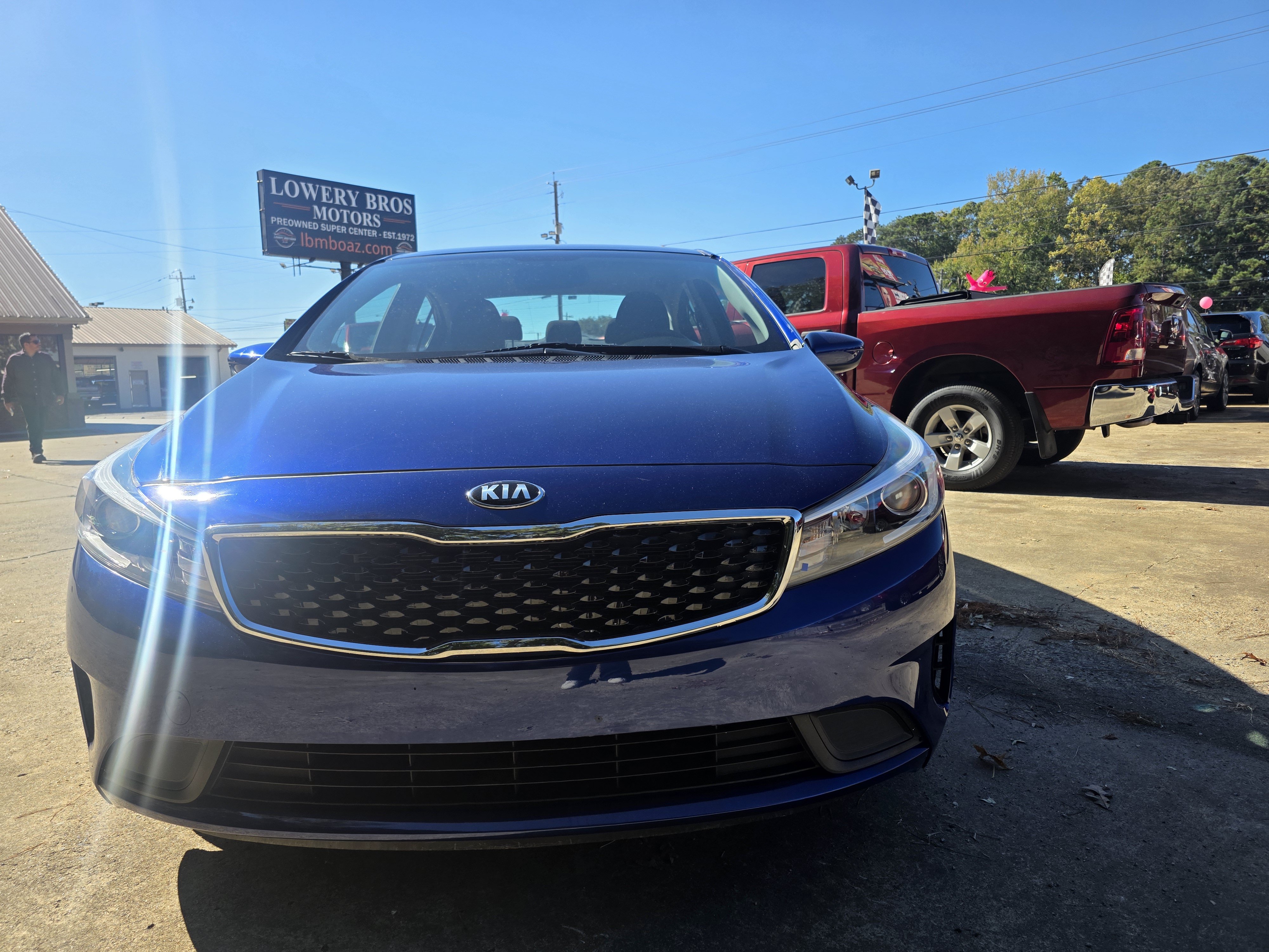 Used 2017 Kia Forte LX FWD image 2