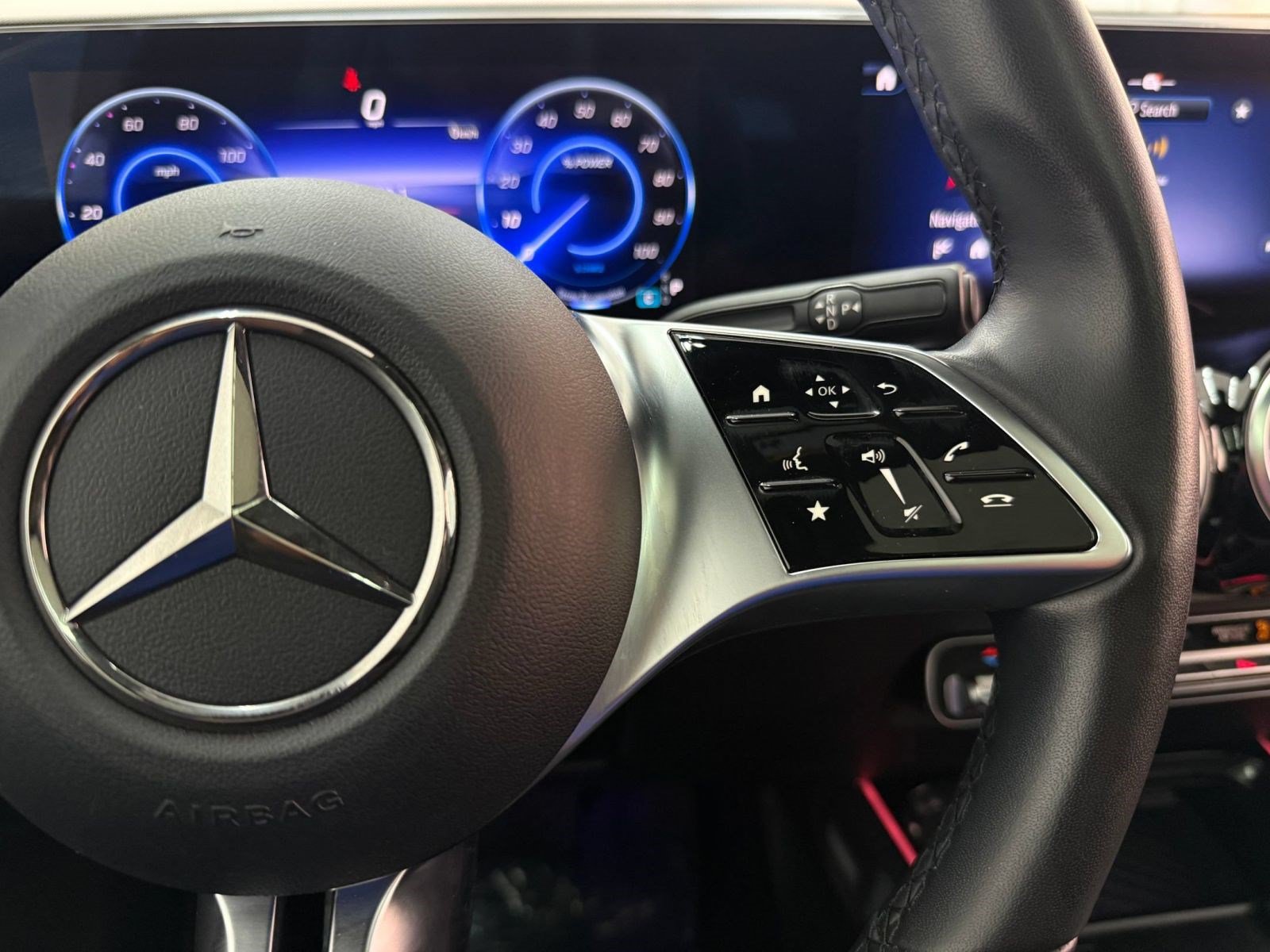 Used 2024 Mercedes-Benz EQB 250+ image 14