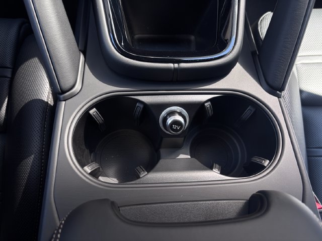 New 2026 Porsche Cayenne Turbo AWD/4WD image 23