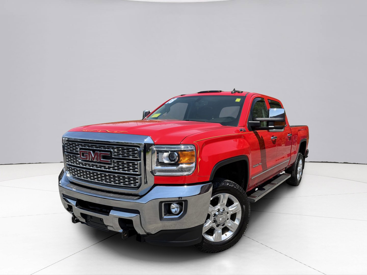 Used 2018 GMC Sierra 2500 SLT w/ Snow Plow Prep Package AWD/4WD image 1
