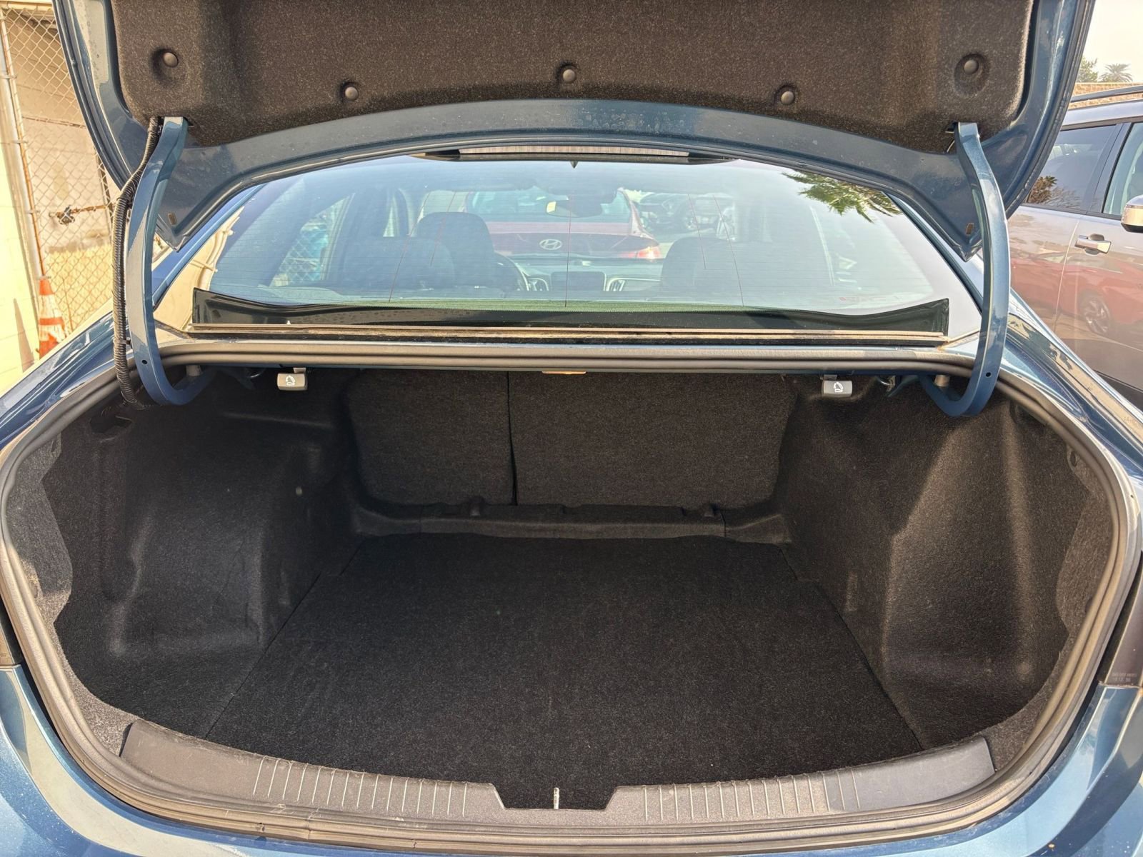 Used 2024 Chevrolet Malibu LT image 36