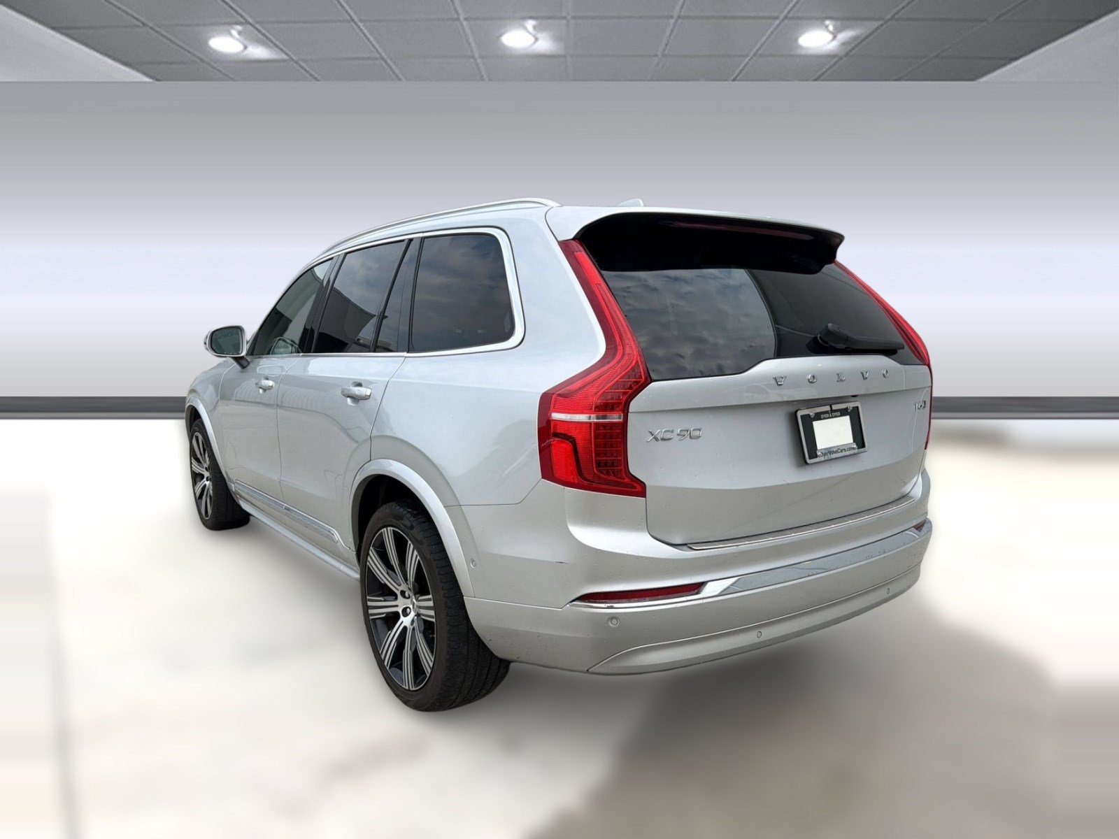 Certified 2022 Volvo XC90 T6 Inscription w/ Advanced Package AWD/4WD image 3