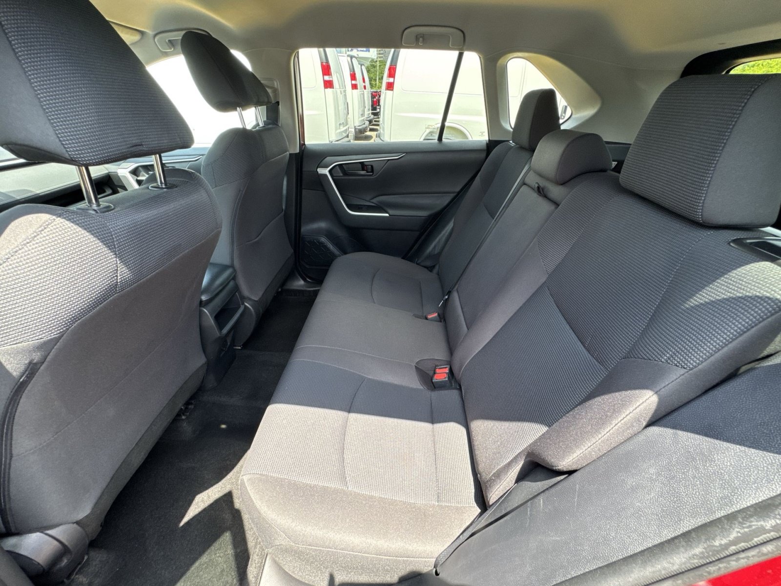 Used 2021 Toyota RAV4 LE w/ Carpet Mat Package (TMS) AWD/4WD image 24