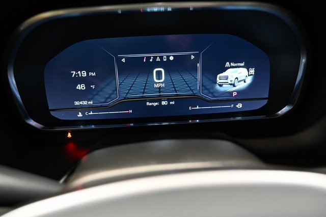 Used 2022 GMC Yukon SLT w/ SLT Premium Package image 30