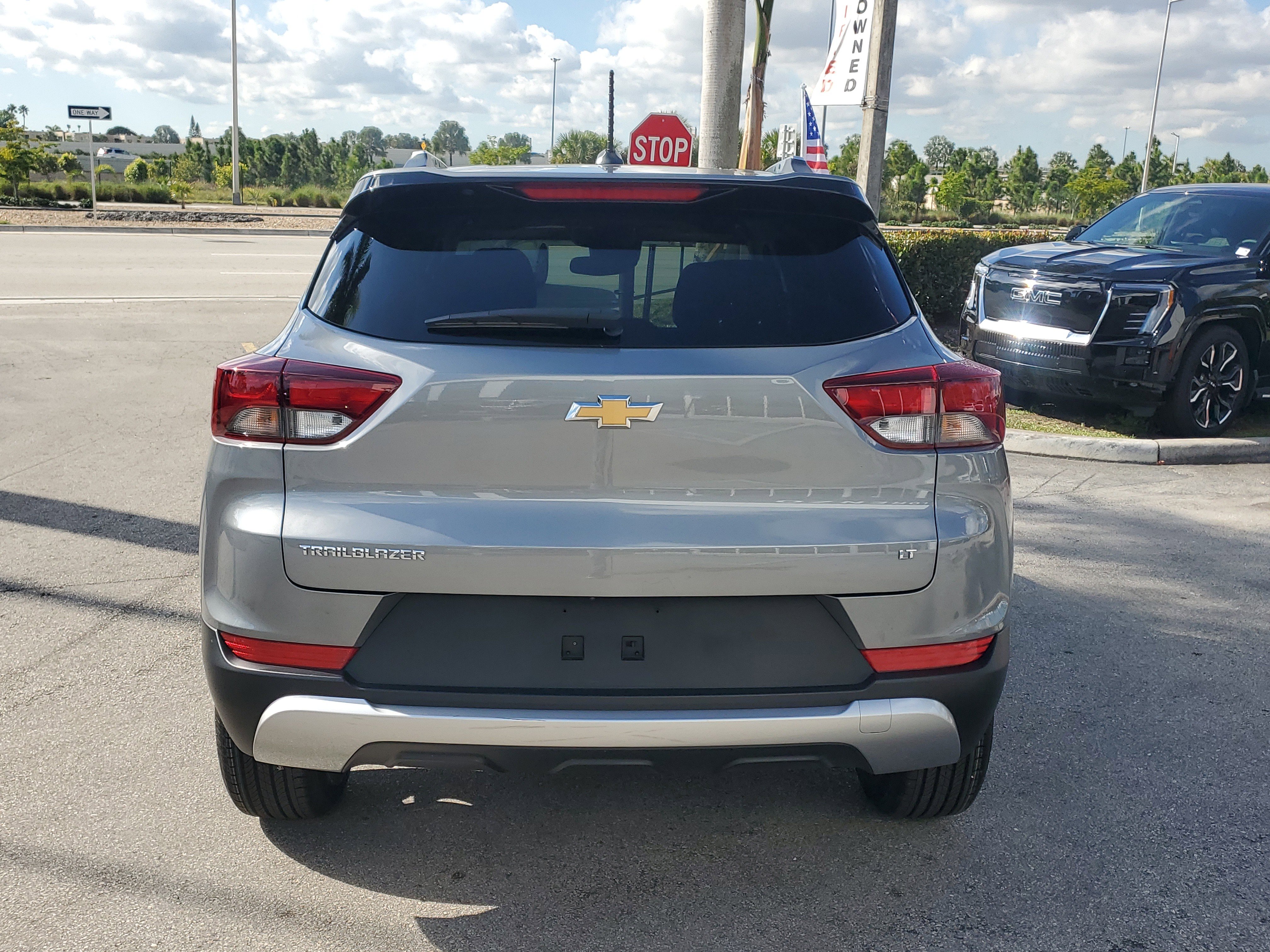 Used 2023 Chevrolet TrailBlazer LT w/ Convenience Package image 6