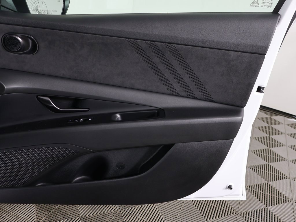 Used 2023 Hyundai Elantra N image 21