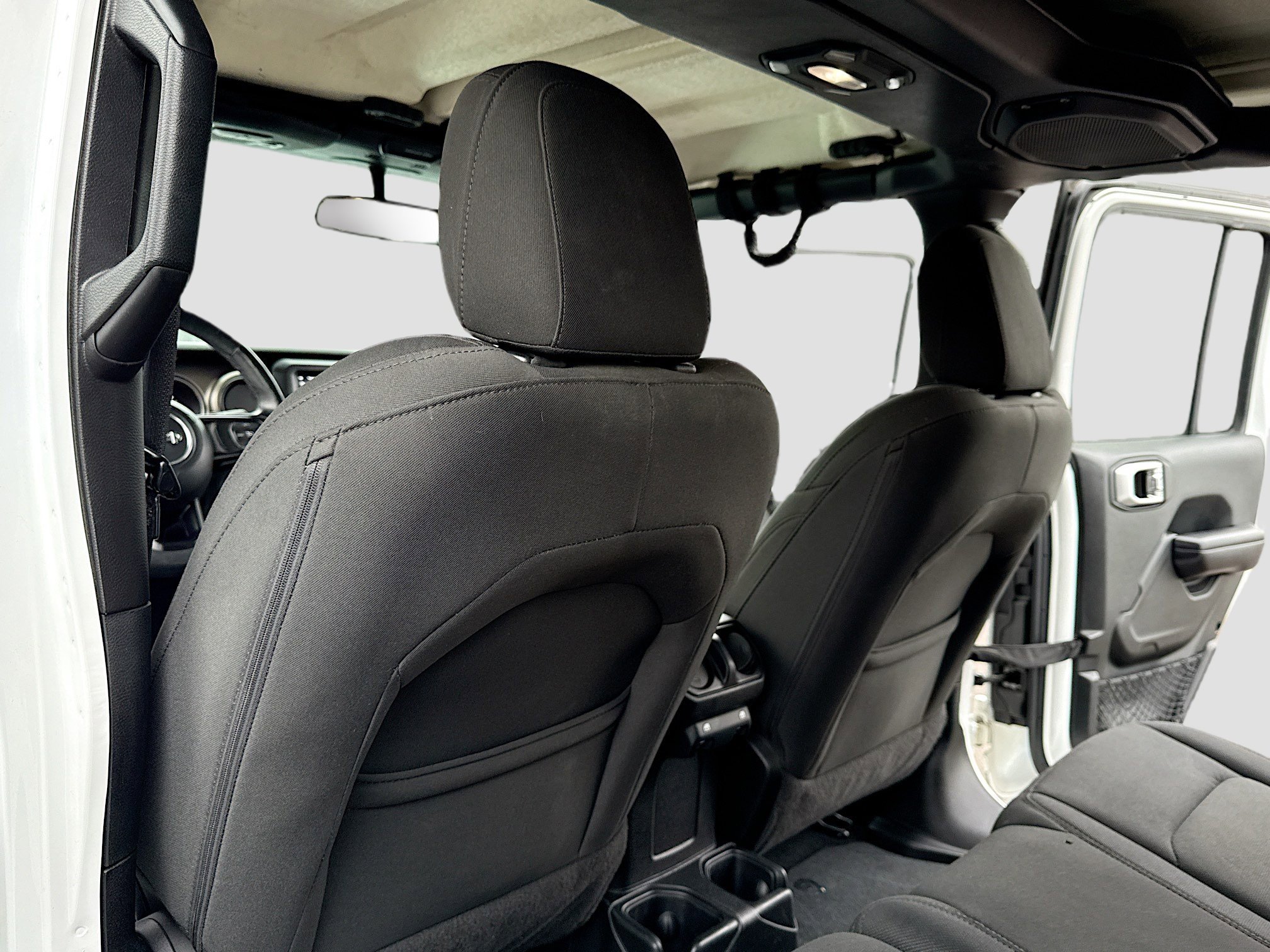 Used 2018 Jeep Wrangler Unlimited Sport S image 6