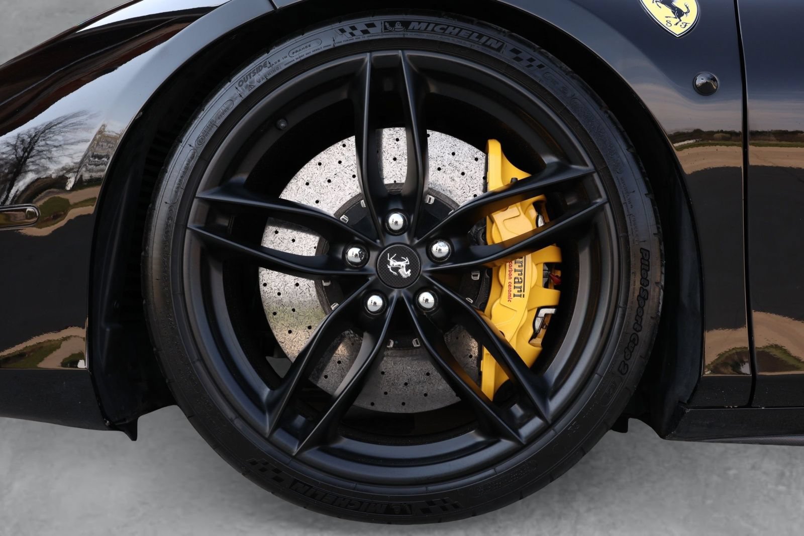 Used 2016 Ferrari 488 Spider RWD image 50