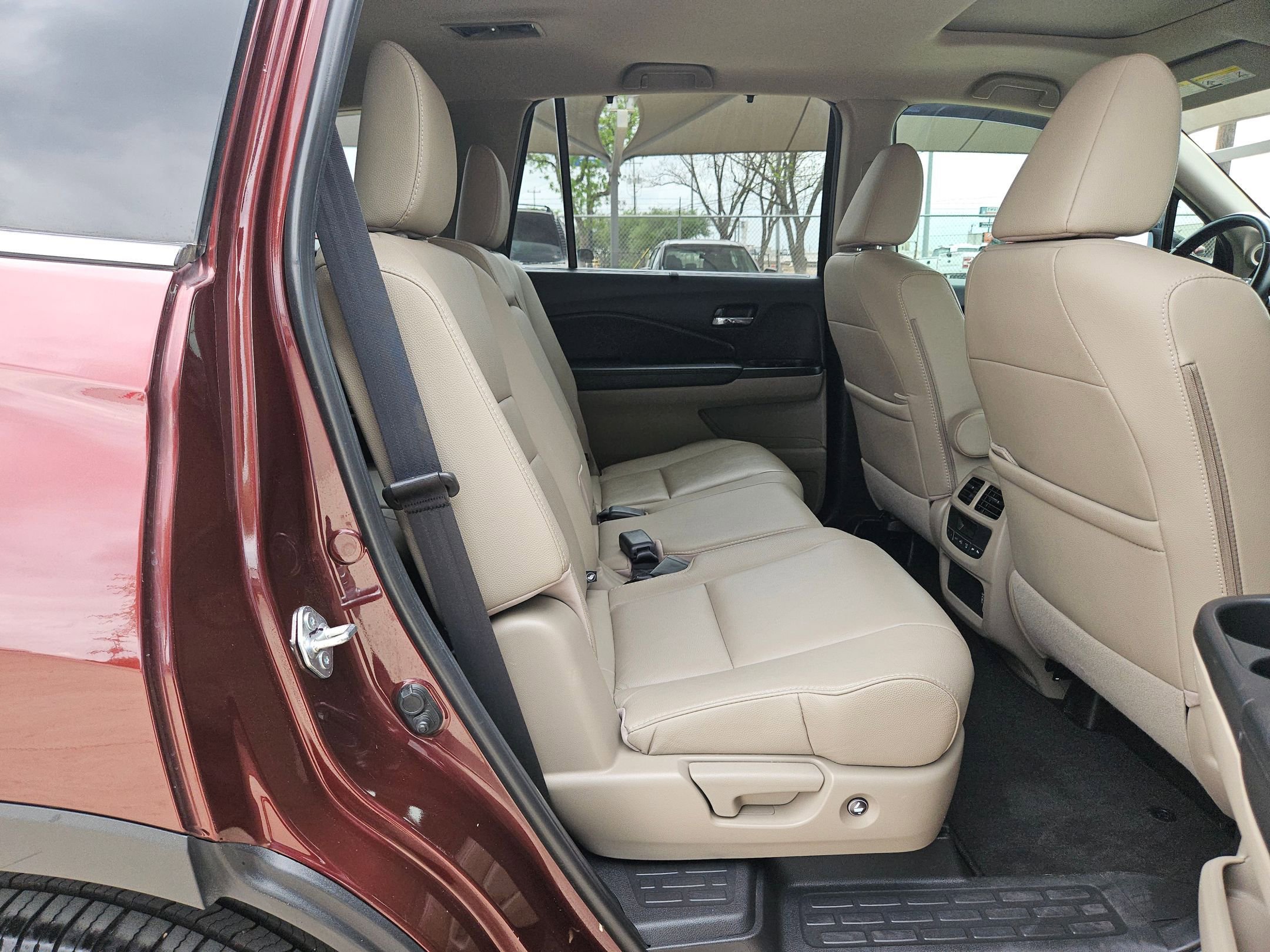 Used 2021 Honda Pilot EX-L image 25