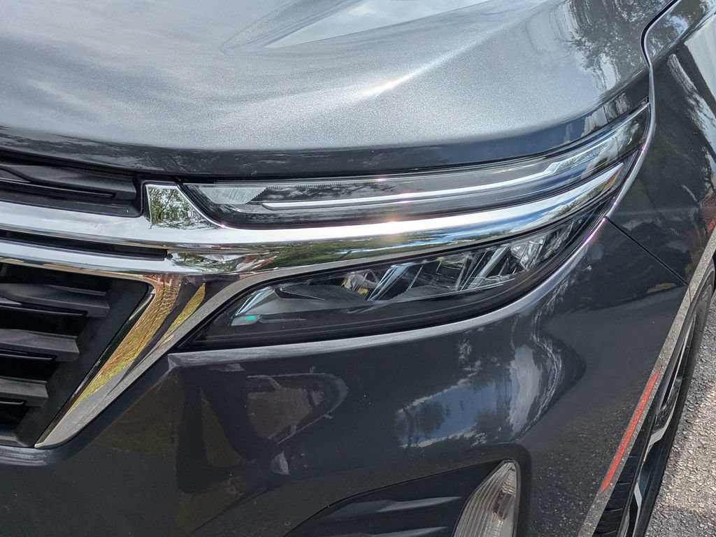 Used 2023 Chevrolet Equinox LT FWD image 10