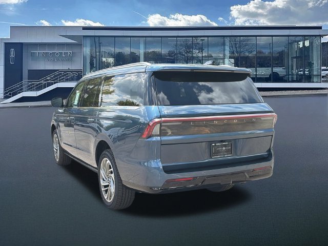 New 2027 Lincoln Navigator L Reserve AWD/4WD image 5