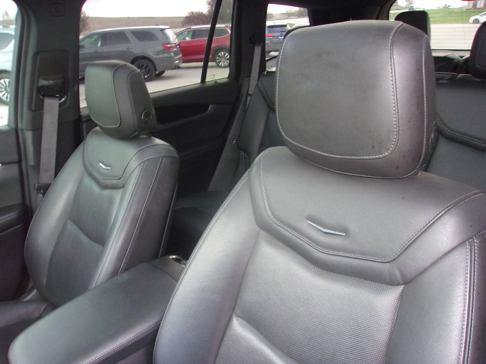 Used 2020 Cadillac XT6 Premium Luxury image 11