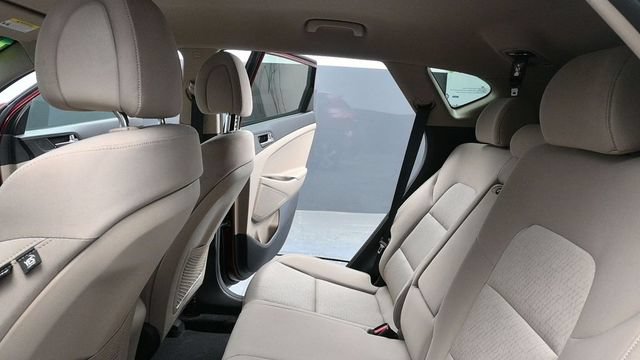Used 2016 Hyundai Tucson Sport AWD/4WD image 21