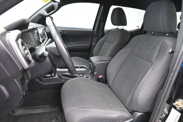 Used 2019 Toyota Tacoma TRD Sport w/ Technology Package AWD/4WD image 24