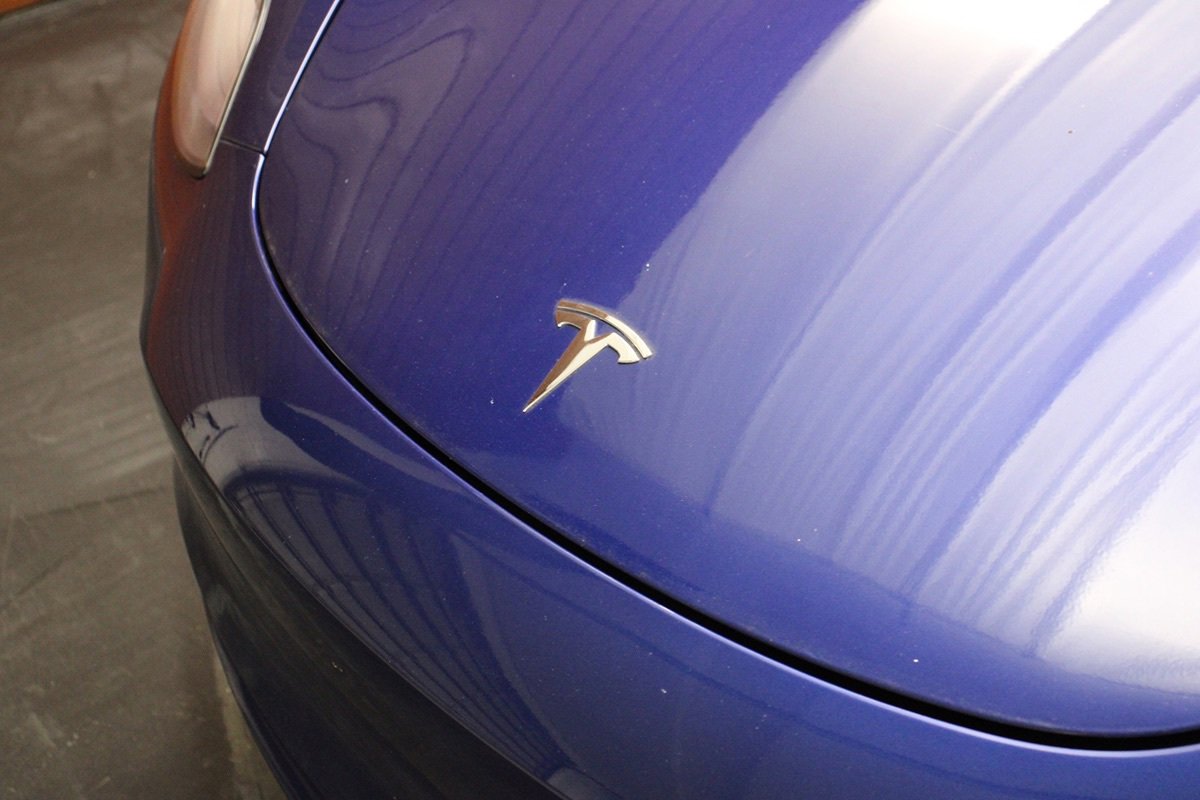 Used 2019 Tesla Model 3 Long Range AWD/4WD image 3
