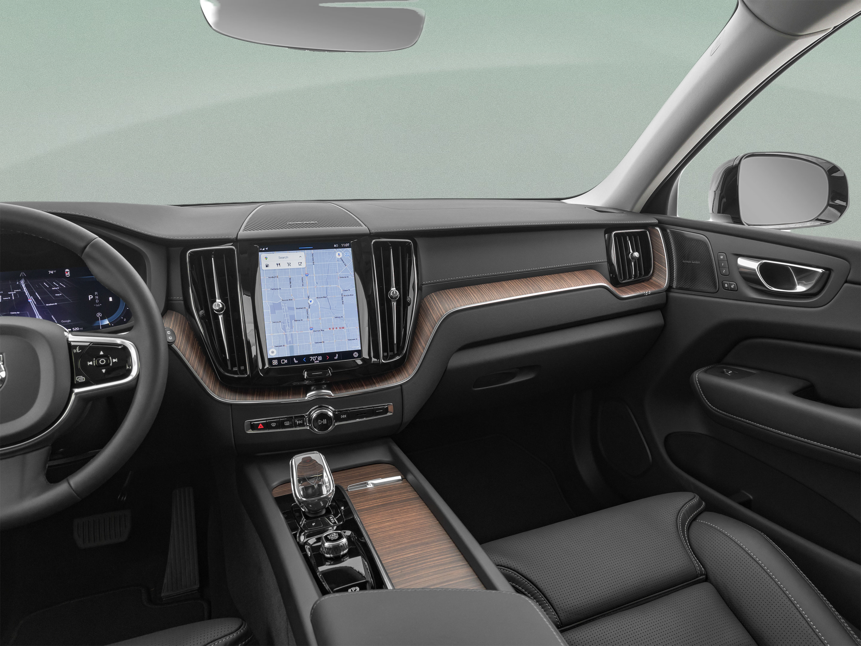 Used 2023 Volvo XC60 B5 Ultimate w/ Climate Package FWD image 42