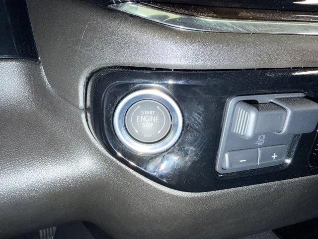 Certified 2024 Chevrolet Silverado 1500 RST AWD/4WD image 17