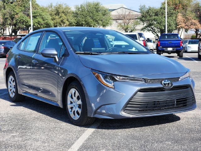 New 2027 Toyota Corolla LE FWD image 2