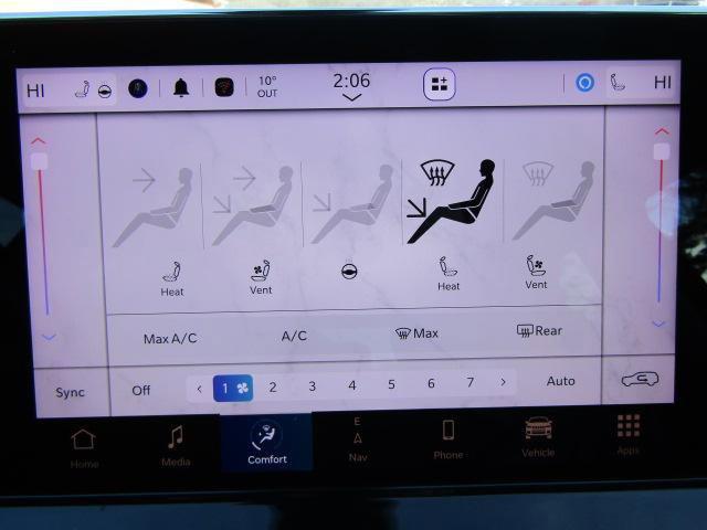 Used 2022 Jeep Compass Limited w/ Elite Group image 18