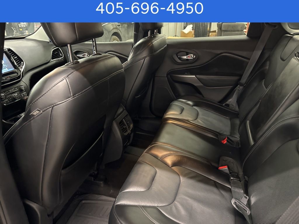 Used 2019 Jeep Cherokee Limited image 19