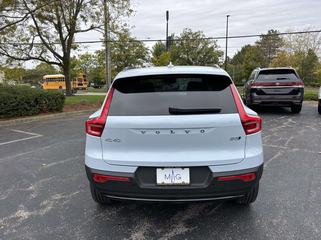 New 2026 Volvo XC40 B5 Plus w/ Protection Package Premier image 6