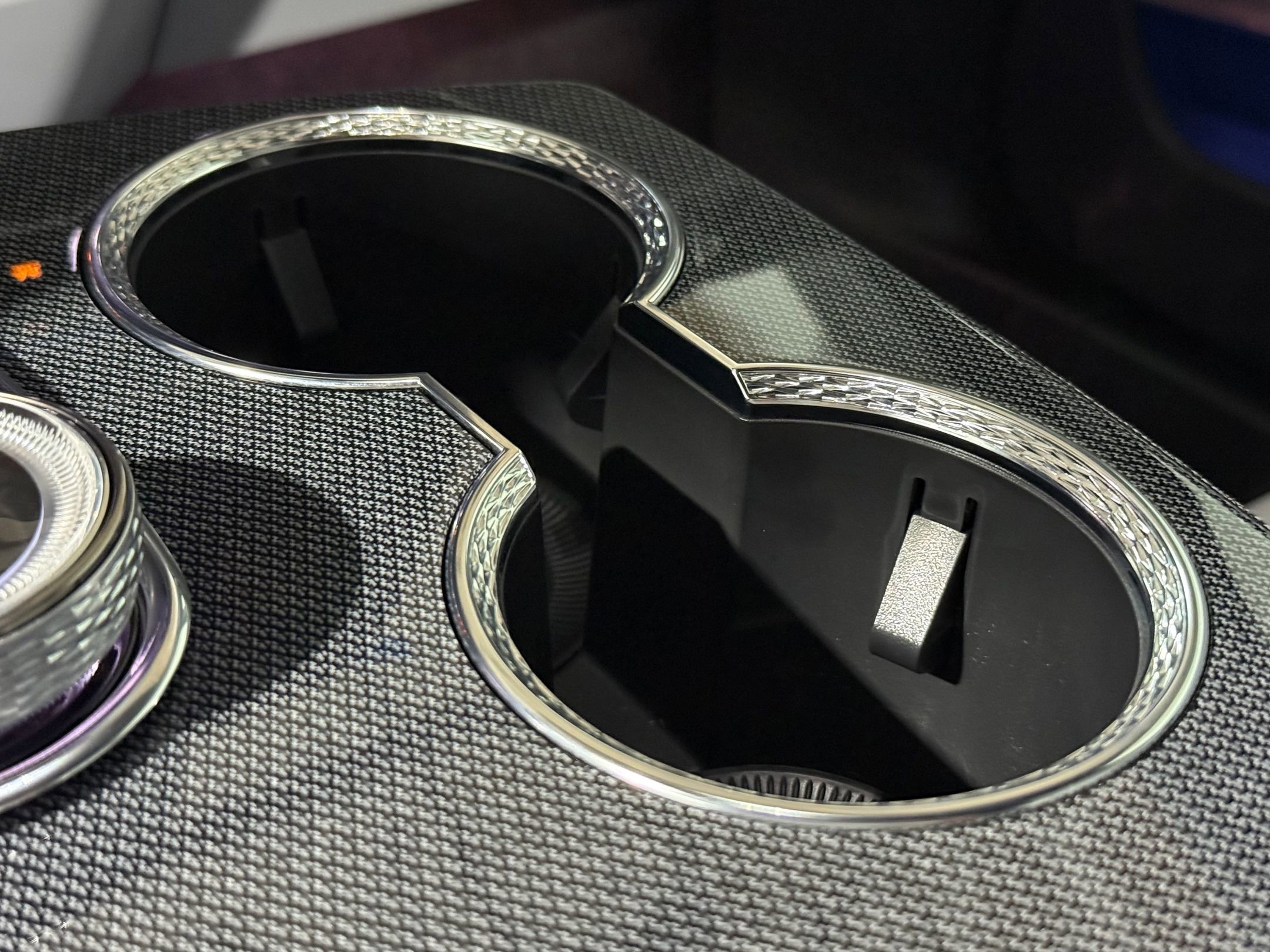 New 2026 Cadillac Optiq Sport 1 image 33