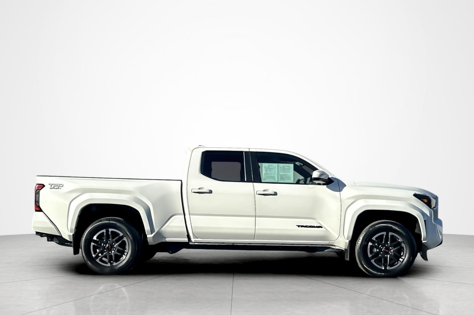 Certified 2024 Toyota Tacoma TRD Sport AWD/4WD image 6
