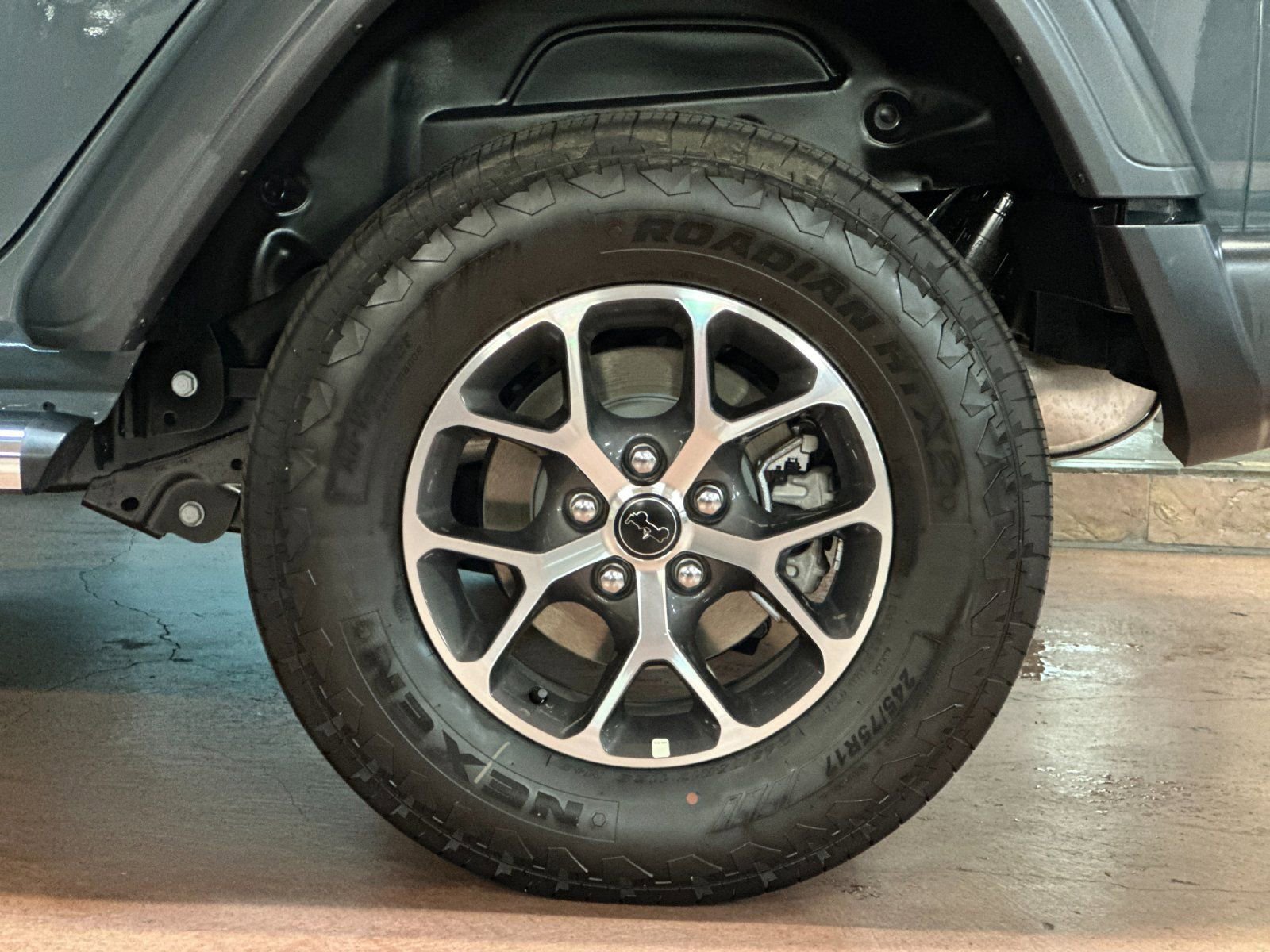 New 2025 Jeep Wrangler Sport S image 24
