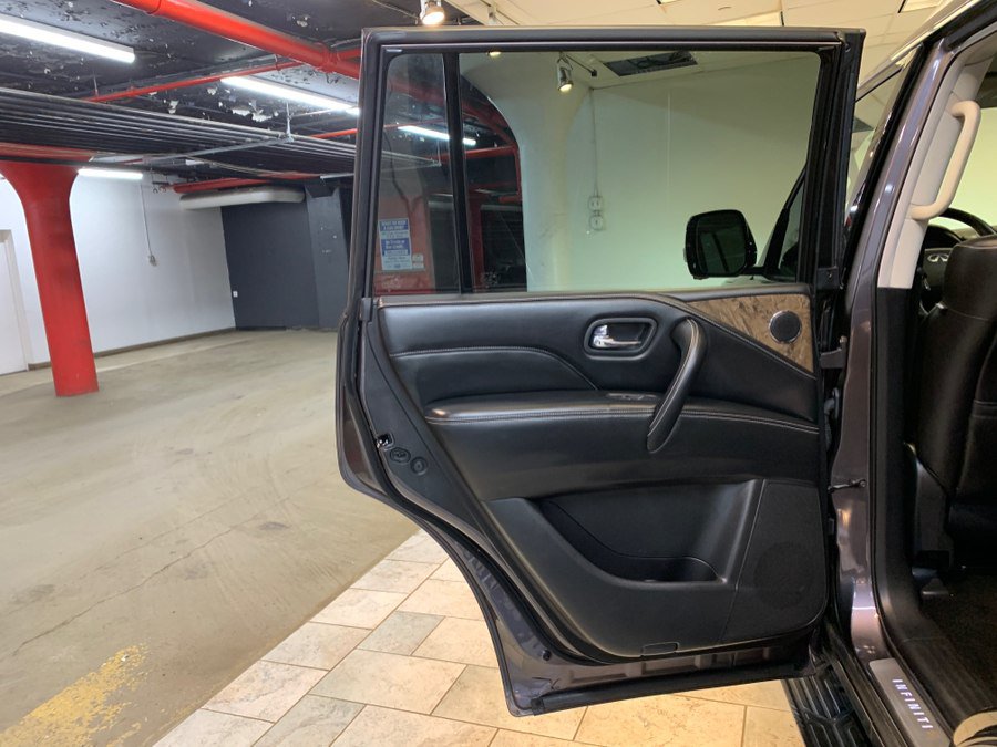 Used 2023 INFINITI QX80 Premium Select w/ Cargo Package AWD/4WD image 35