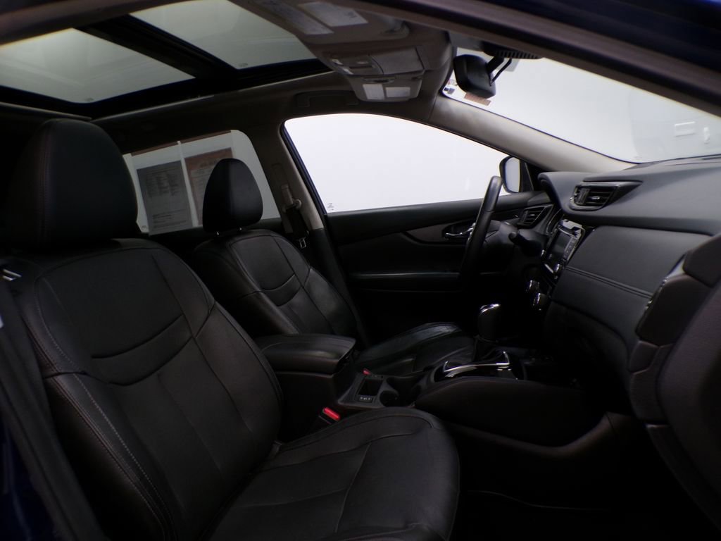 Used 2019 Nissan Rogue SL w/ Premium Package AWD/4WD image 18