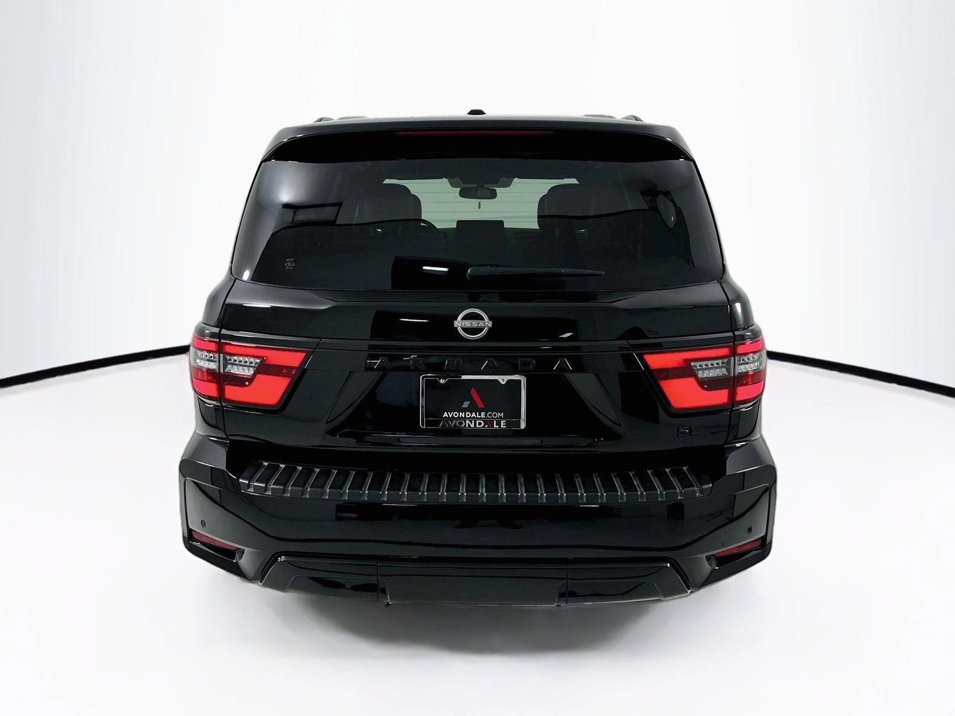 Used 2023 Nissan Armada SL w/ Midnight Edition Package RWD image 7