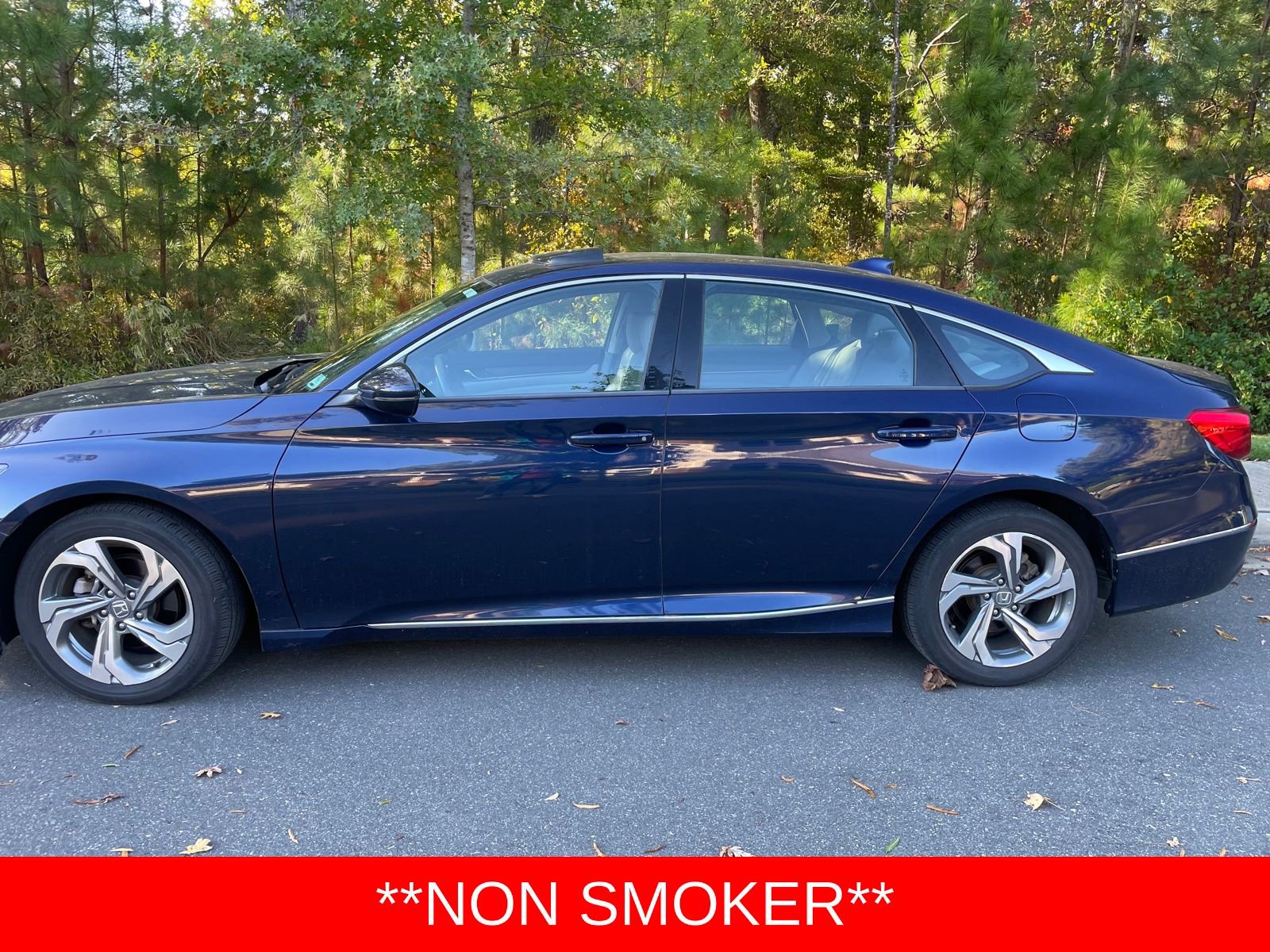 Used 2018 Honda Accord EX-L image 2