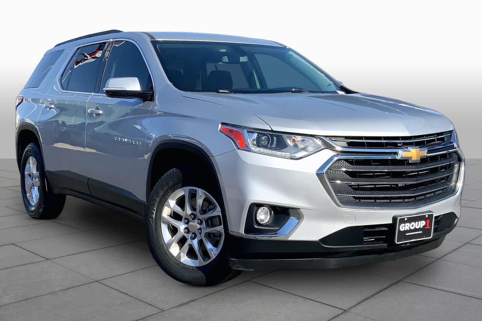 Used 2019 Chevrolet Traverse LT FWD image 3