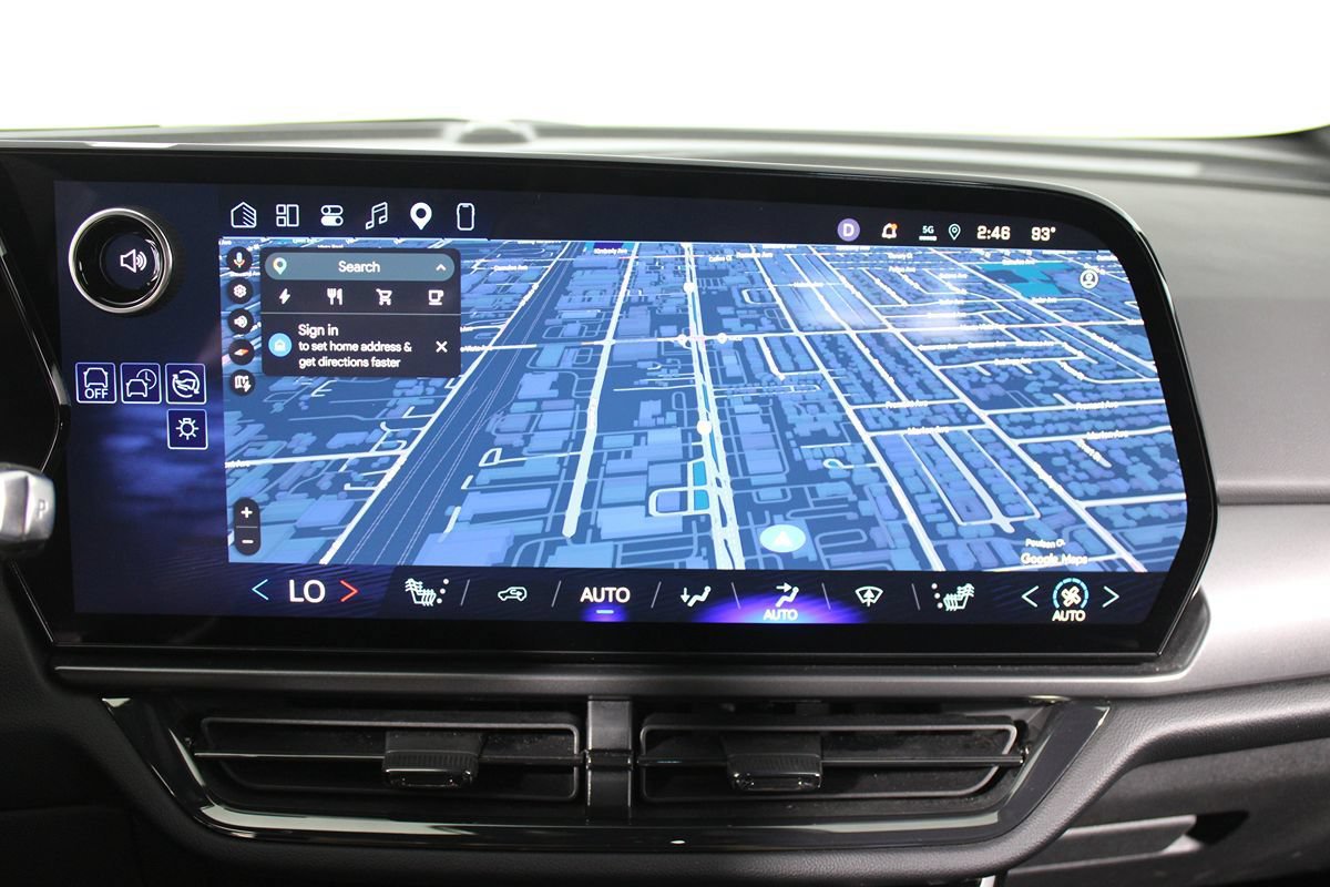 Used 2024 Chevrolet Equinox EV RS FWD image 13