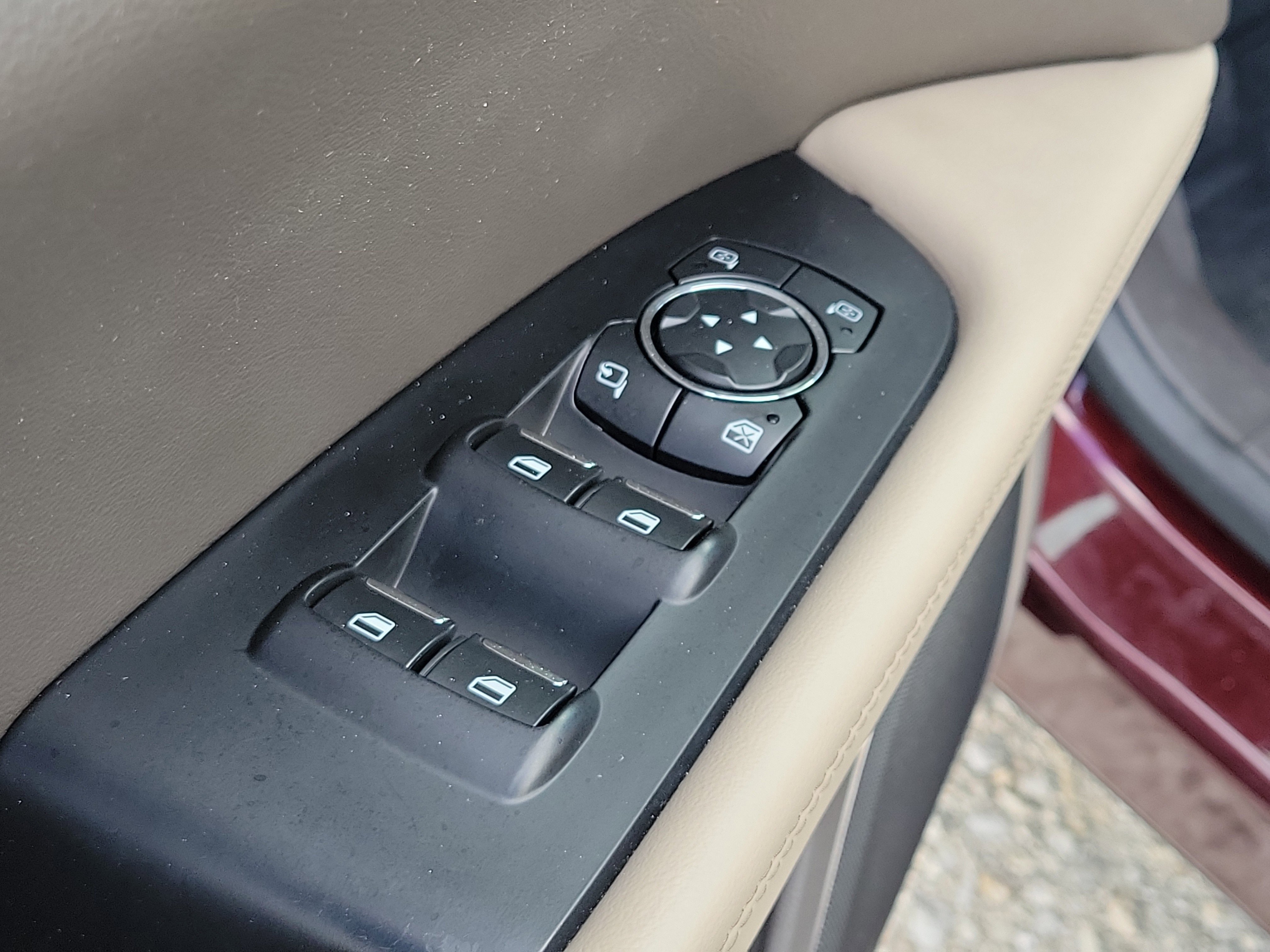 Used 2022 Lincoln Nautilus Reserve w/ Equipment Group 201A image 22