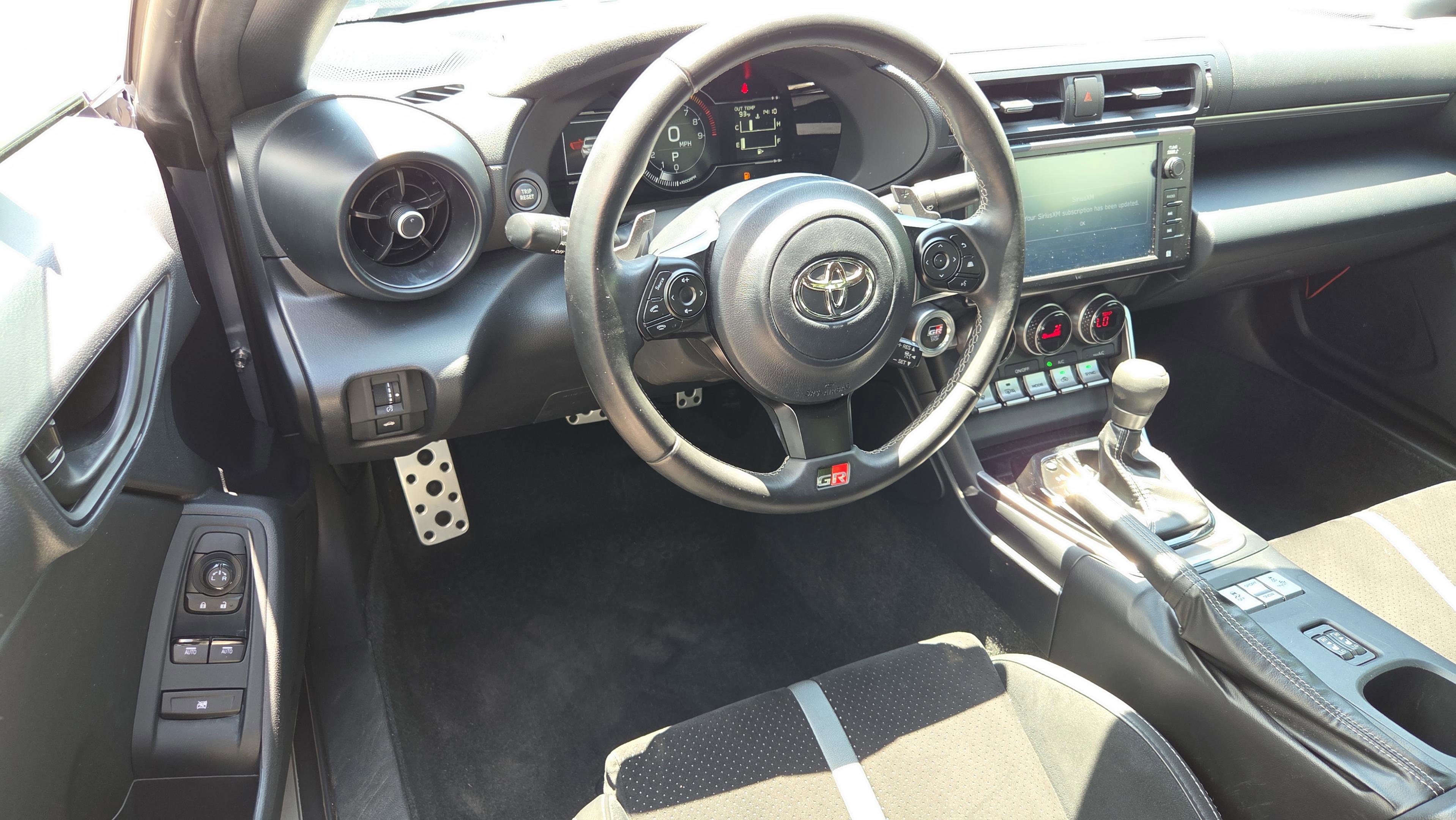 Used 2024 Toyota GR86 Premium RWD image 11